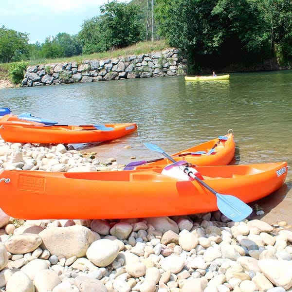 Bank of the Sella river in Arriondas · flexible payment to book the descent